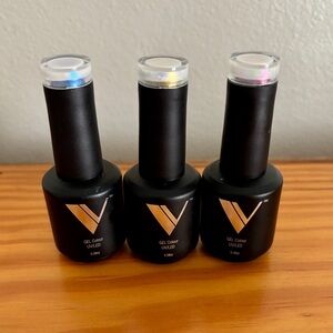 Bundle of three V beauty pure gel polishes